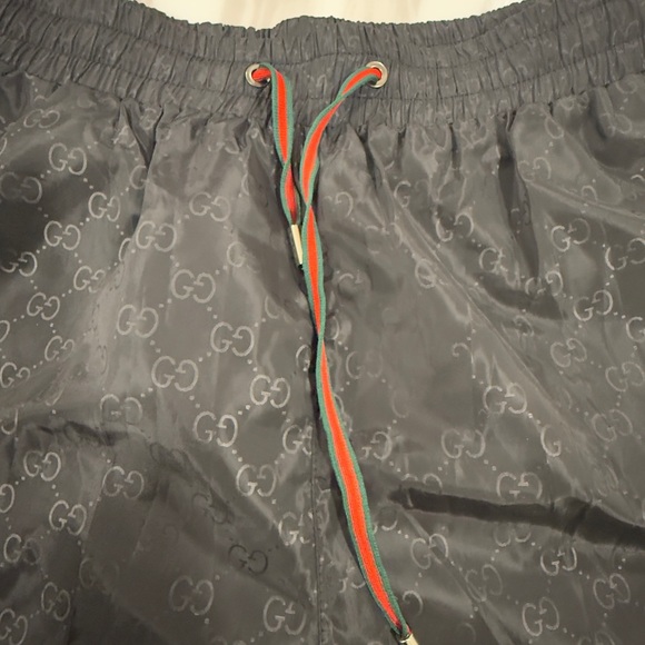 Gucci Black Patterned Men's Shorts - Picture 2 of 6